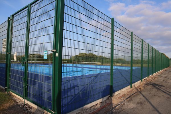 Twin wire 868 mesh - Fairhaven Tennis Courts